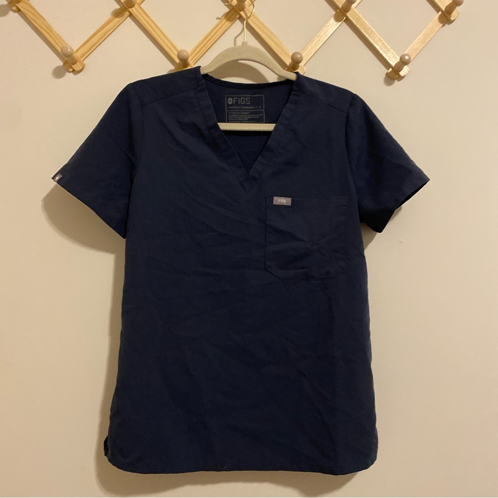 Figs Blue/Gray Technical Collection Scrub Top size Small